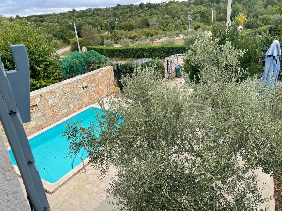 Holiday Home Ava1 With Pool & Holiday Home Ava2 With Whirlpool Baderna Extérieur photo
