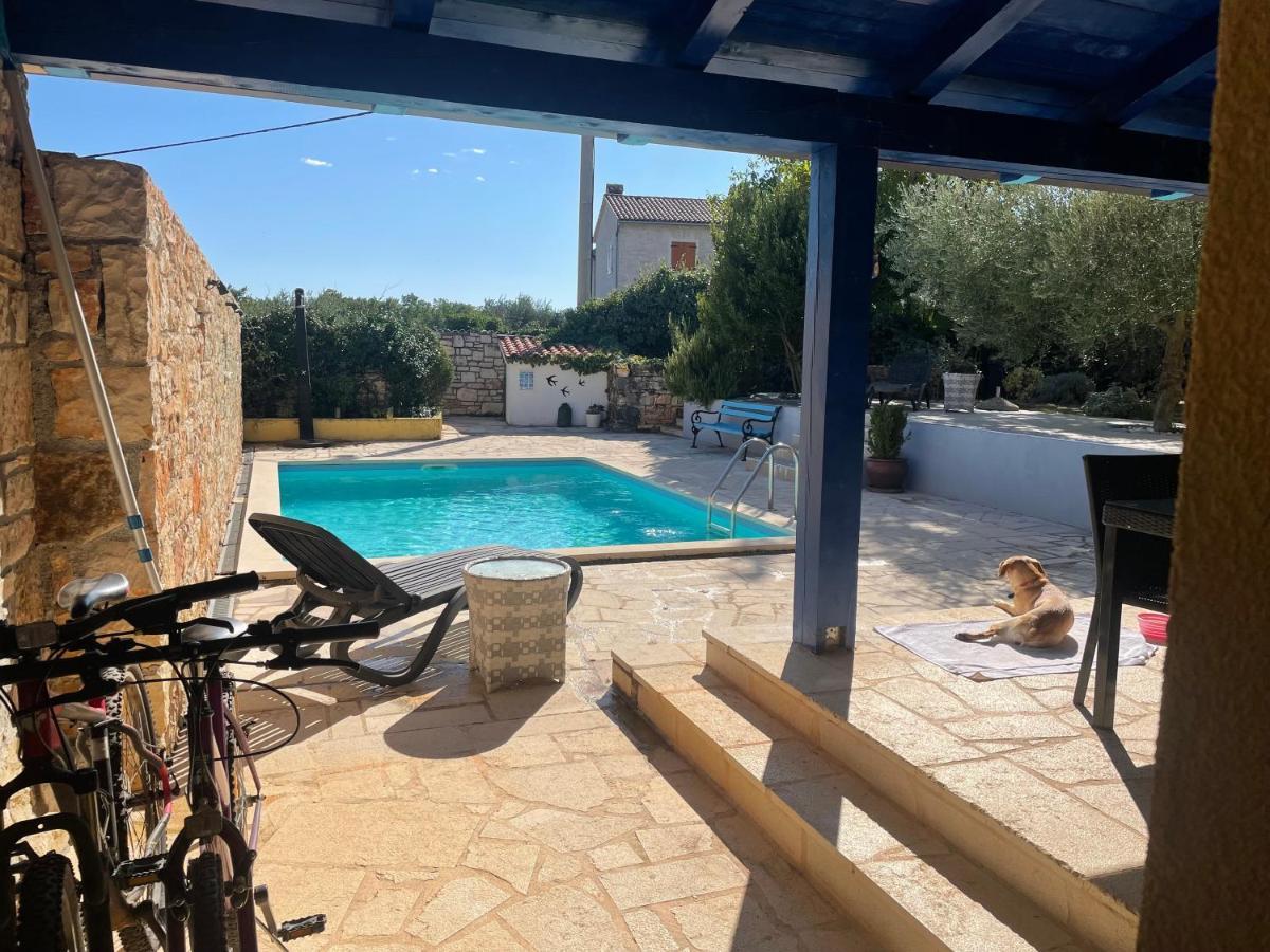 Holiday Home Ava1 With Pool & Holiday Home Ava2 With Whirlpool Baderna Extérieur photo